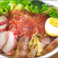 บะหมี่หมูแดงหมูกรอบ|Ekajit Phamさん