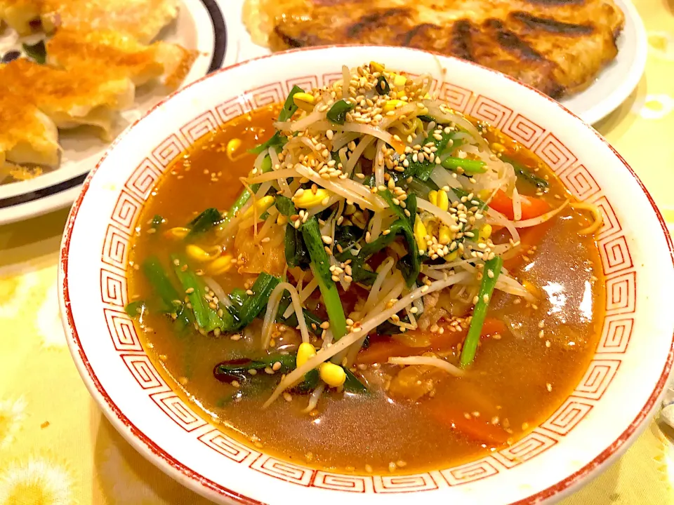 市販の生ラーメンに一手間！味噌ラーメン|さとちんさん