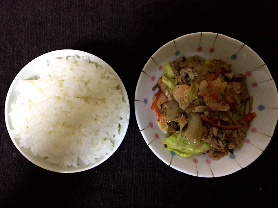 海老と豚肉野菜の塩炒め(ハーフ)ご飯|ばーさんさん