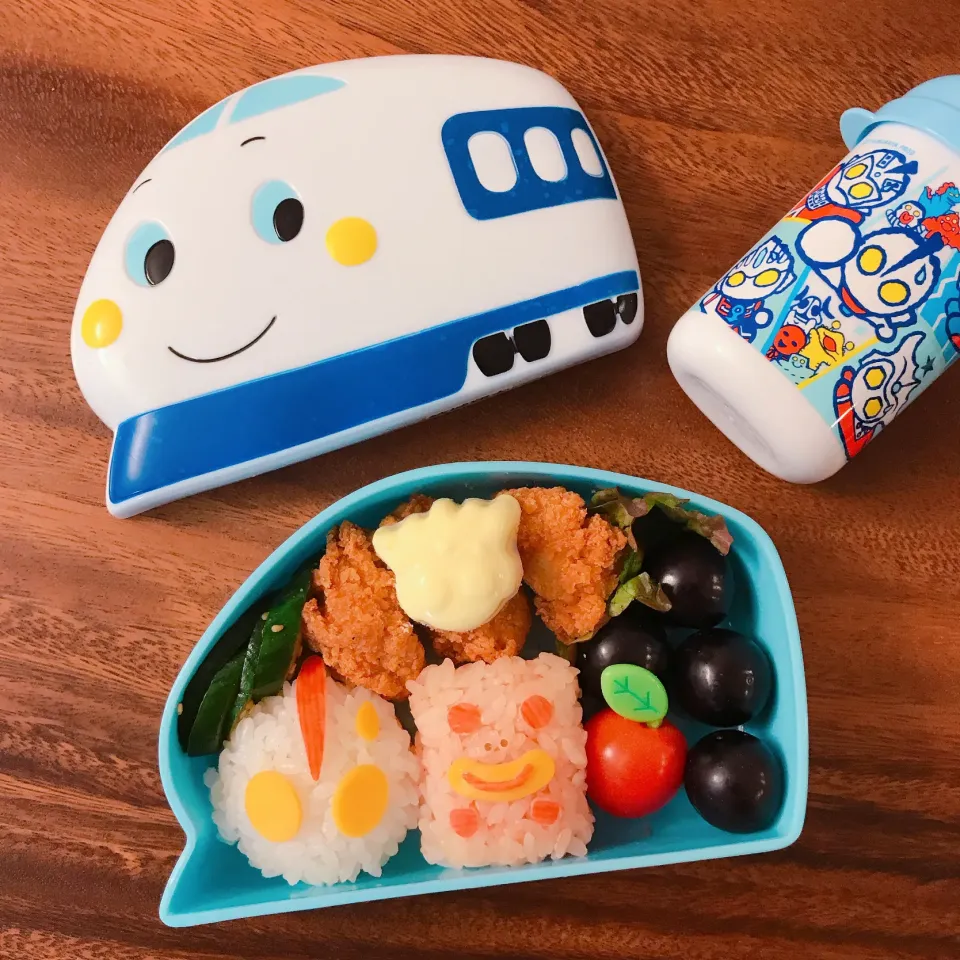 ウルトラマンとピグモンの弁当|hinaponさん