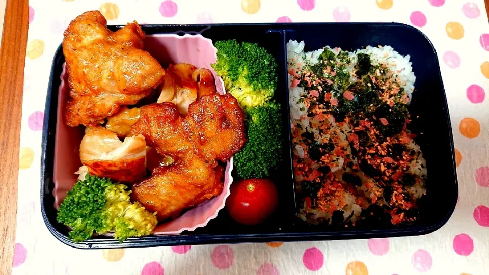 鳥の照り焼き❤️旦那さんお弁当🎵😊|かおるcitronさん