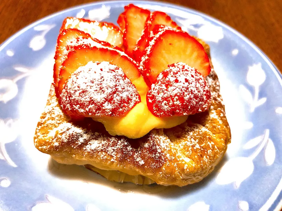 Snapdishの料理写真:🍓いちごデニッシュ🍓|レガーミさん