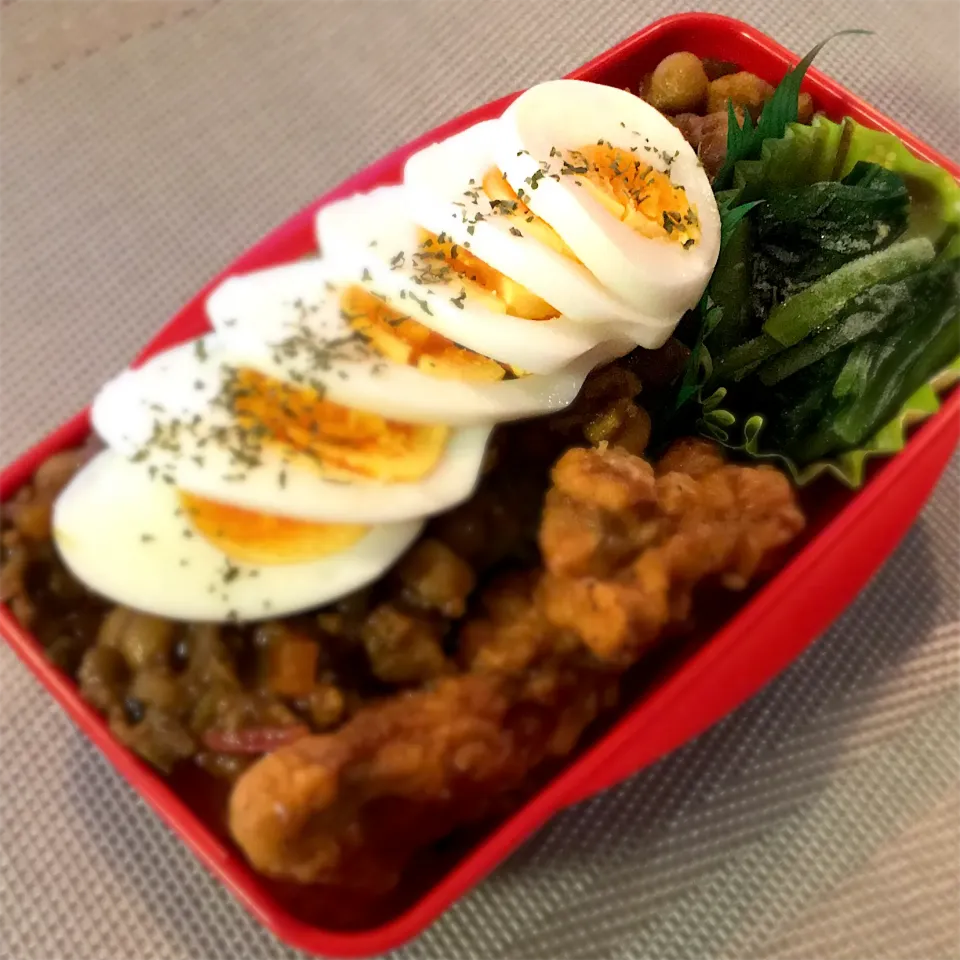 Snapdishの料理写真:キーマカレー弁当🍱|𓇼 Ⓢ Ⓗ Ⓘ Ⓝ Ⓞ Ⓑ Ⓤ 𓇼さん