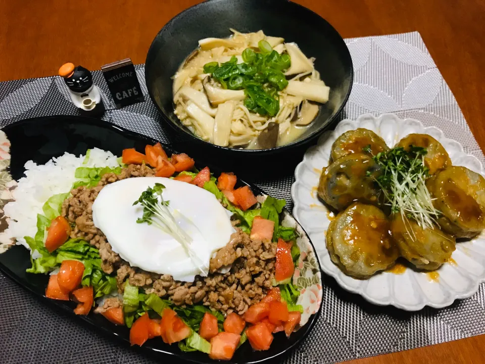 Snapdishの料理写真:「タコライス」「ハスのはさみ煮」「キノコのバター醤油炒め」|バシュランさん