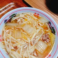 Snapdishの料理写真:トロトロ白菜うどん|すずらんさん