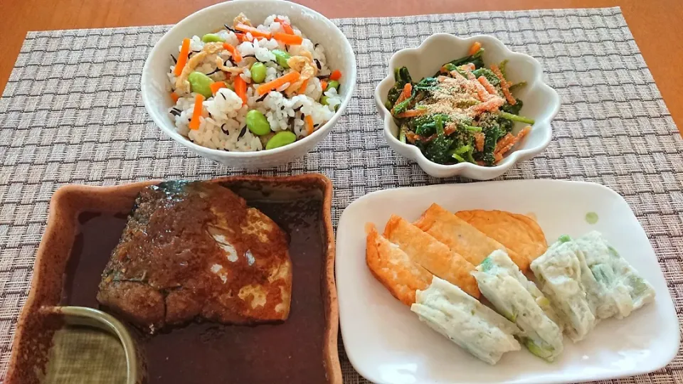 ☆鯖の煮付け
☆ほうれん草のごま和え
☆野菜天(タケノコ)(枝豆)
☆ひじきの混ぜご飯|chikakoさん