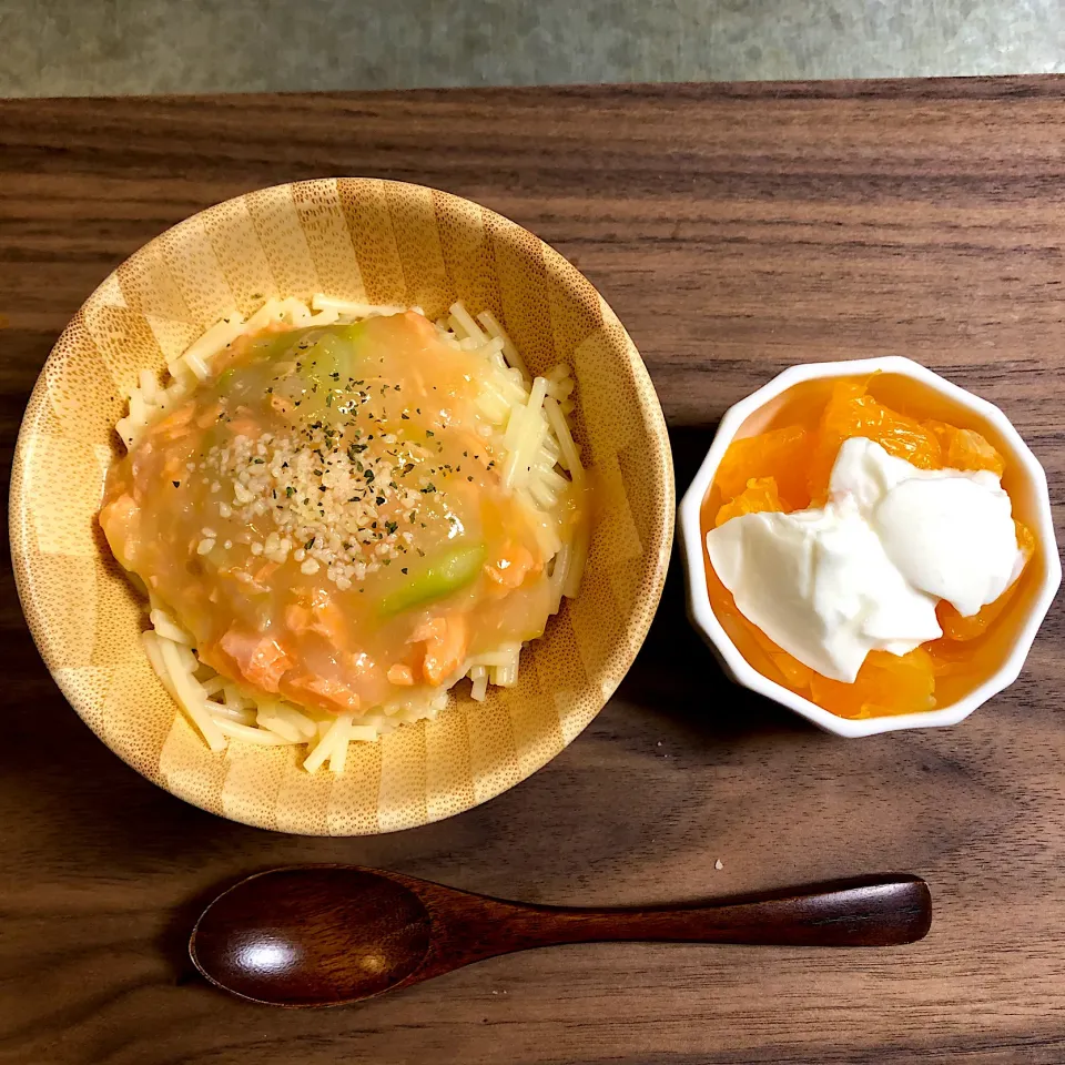 Snapdishの料理写真:双子めし/春野菜と鮭のトマトクリームスパゲティ|nao子さん