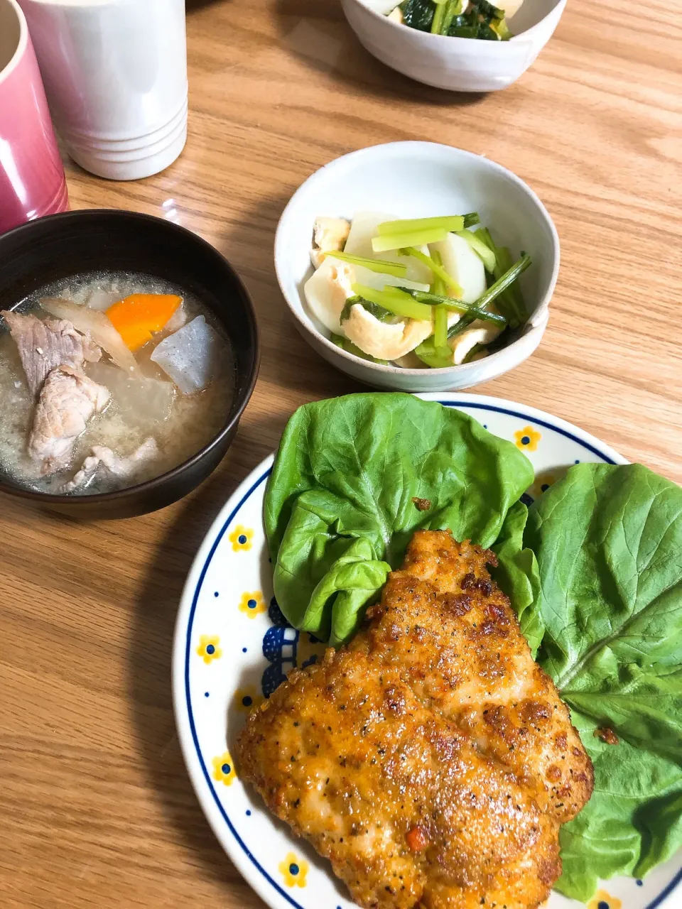 白身魚カレー粉焼き、豚汁、かぶと油揚げの煮物|kayoさん