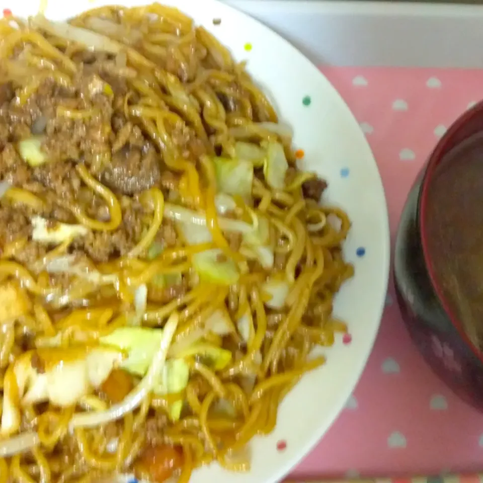 ひとりご飯🍴の焼きそば😘👌💕✨|内藤ひろみさん