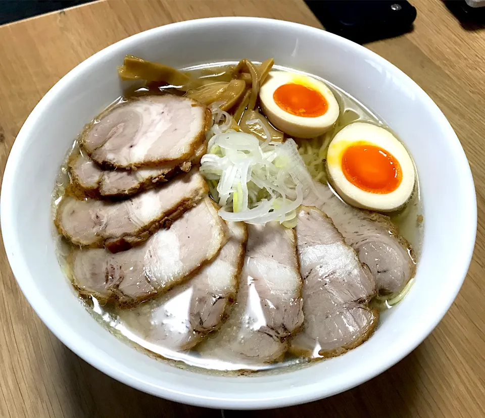 Snapdishの料理写真:パパの手作りチャーシュー麺🍜|yumikoさん