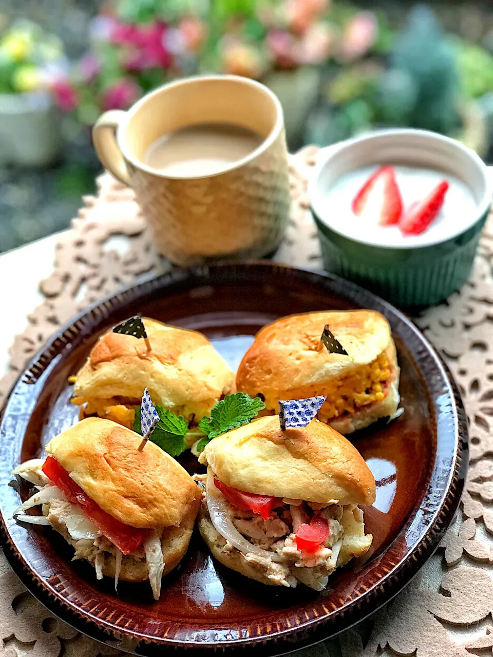 昨日のとりハムでサンドイッチ🍓|shakuyaku33443344さん