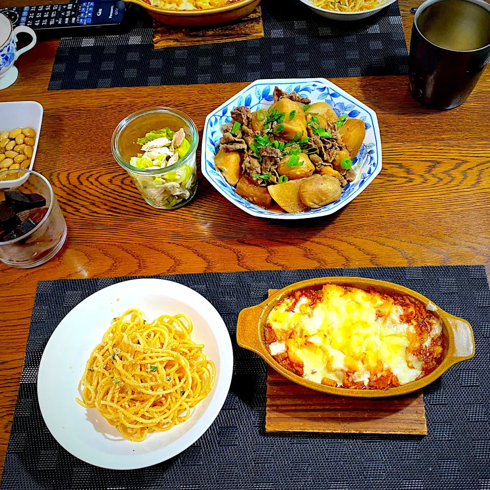 大根と里芋と牛肉の味噌煮、ポテトグラタン、明太子パスタ、|yakinasuさん