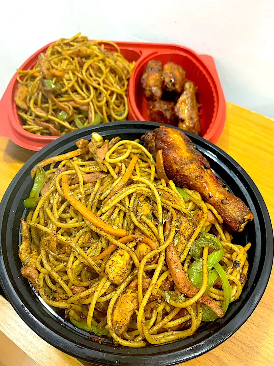 Shredded Chicken Pasta & Sweet Drumsticks|chef.rejさん