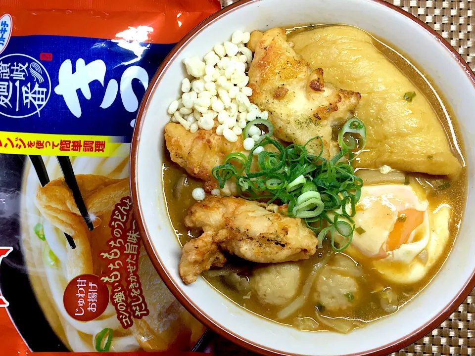 鶏天カレーうどん|すくらんぶるえっぐさん