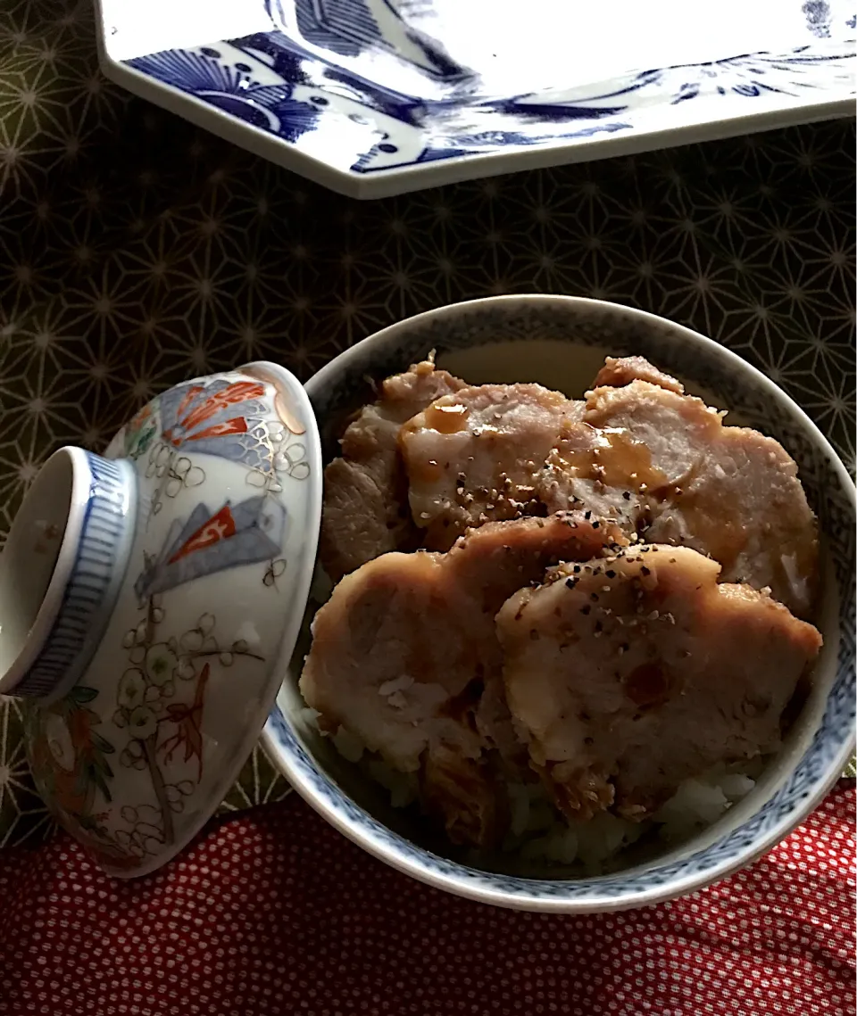 Snapdishの料理写真:＊叉焼丼＊(๑･̑◡･̑๑)＊|じゅんじゅんさん