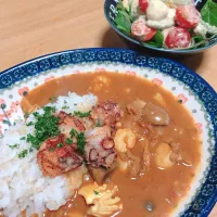 Snapdishの料理写真:シーフードカレー♪