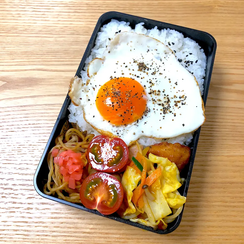 月曜日の旦那さんのお弁当🍙|むさけんさん