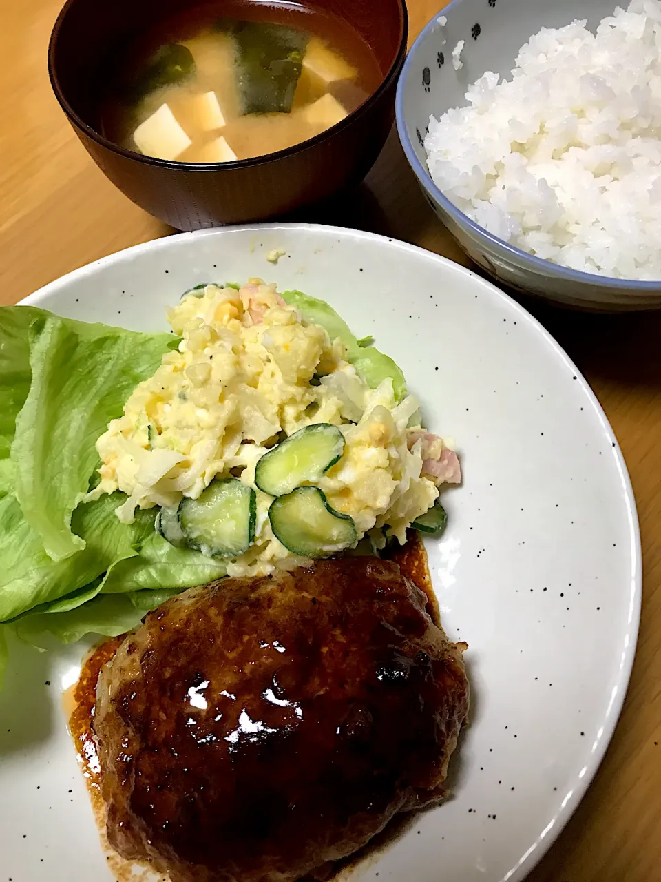 Snapdishの料理写真:チーズインハンバーグ|sinさん