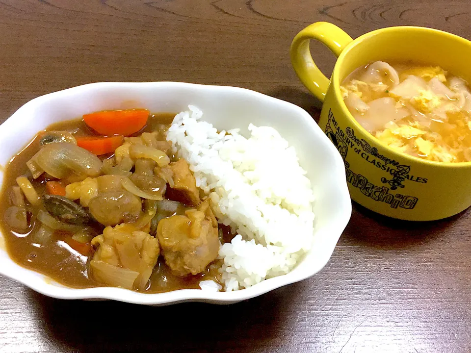 マッシュルーム入りバターチキンカレー、ワンタンスープ|りかさん