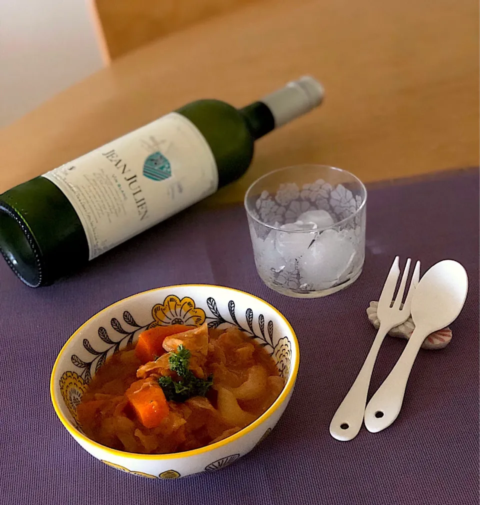 Snapdishの料理写真:Chicken Stew With vegetables, Wine🍅🌿／チキンと野菜の煮込み|angiee♡さん