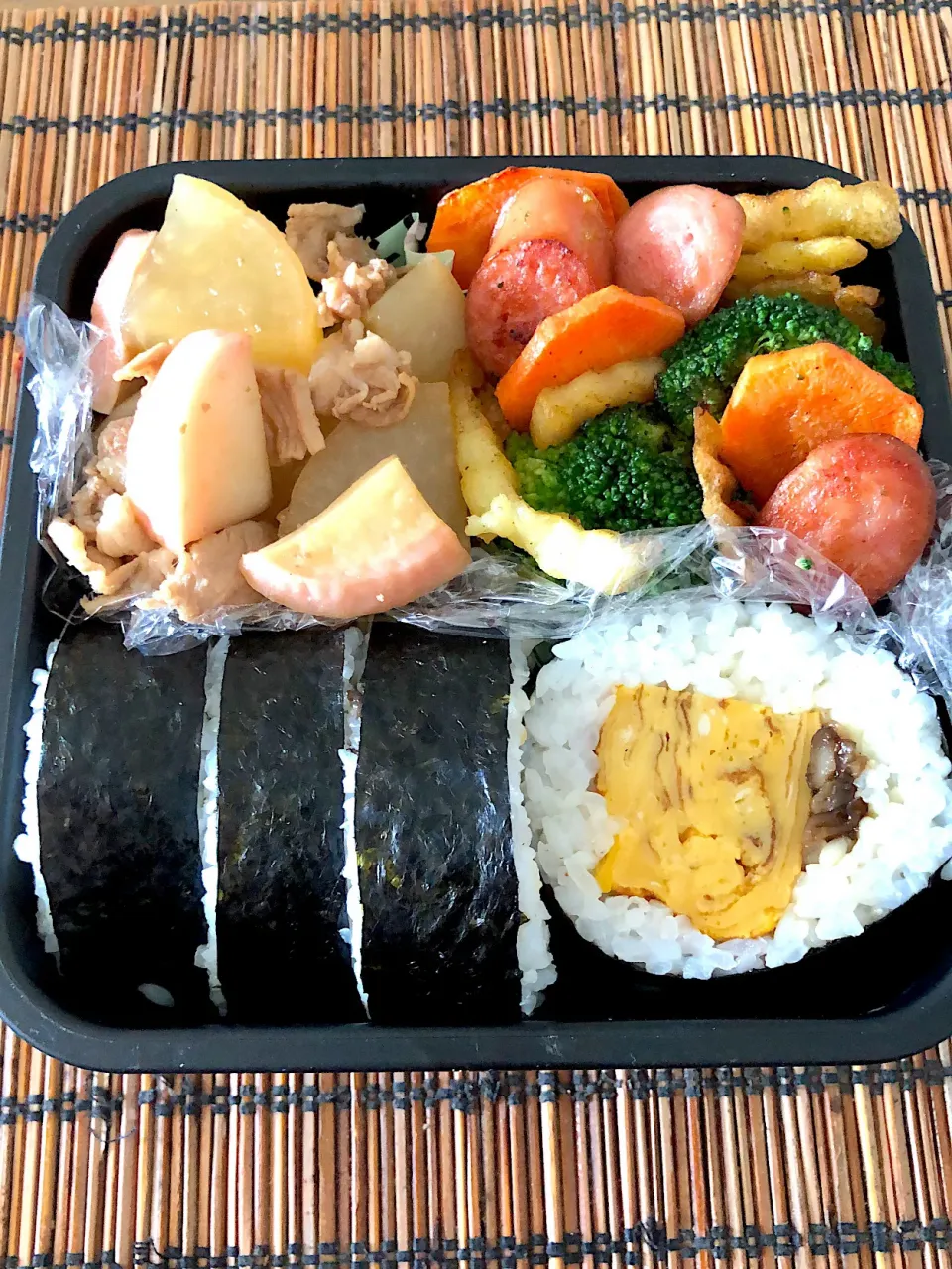 昨夜の夜勤弁当🍱卵焼きの巻き寿司にハマって…（笑）|いっちさん