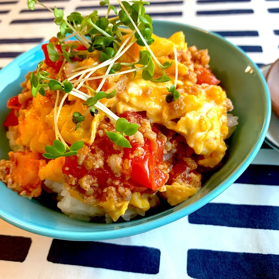 麻婆トマ玉丼|ayaさん