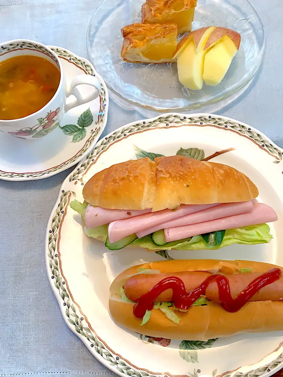 ホットドッグ🌭今日の昼食20200317|rococoさん