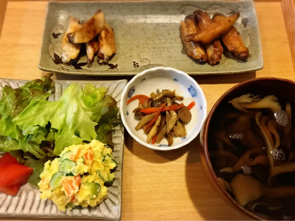 【定食】鶏の手羽中の塩焼き＆照り焼き　定食。|okaasansyokudouさん