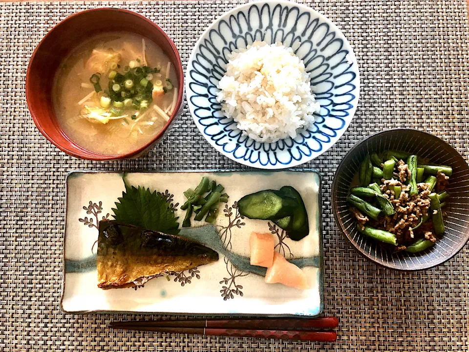 木曜日の朝ごはん定食🍚|saoricocoさん