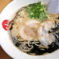 Snapdishの料理写真:黒ラーメン|りんご りさん