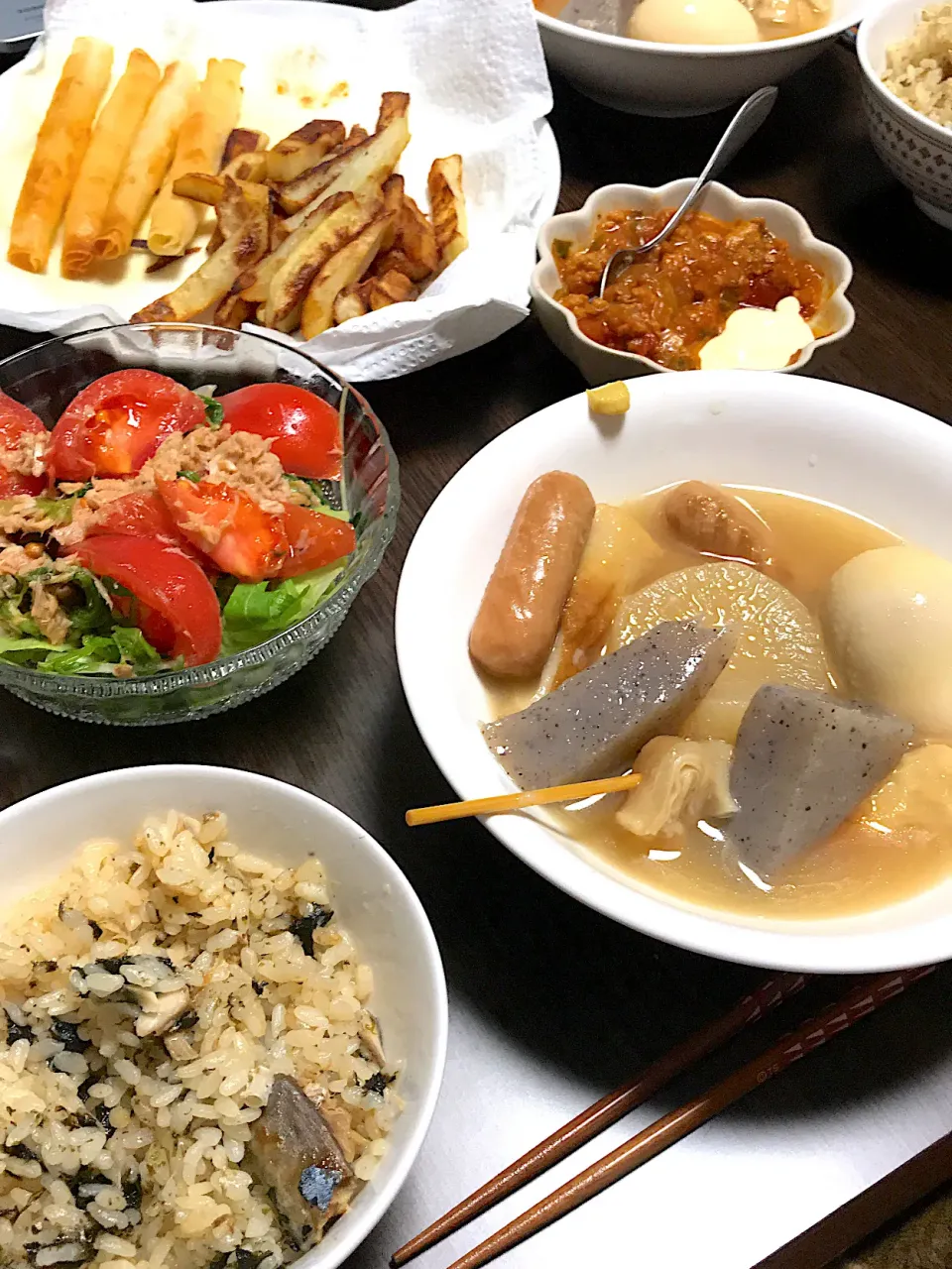 #サバと海苔の炊き込みご飯  #ツナトマトサラダ  #おでん  #オーブンポテト|𝕜𝕪𝟙𝟘𝟚𝟘𝟙𝟠さん