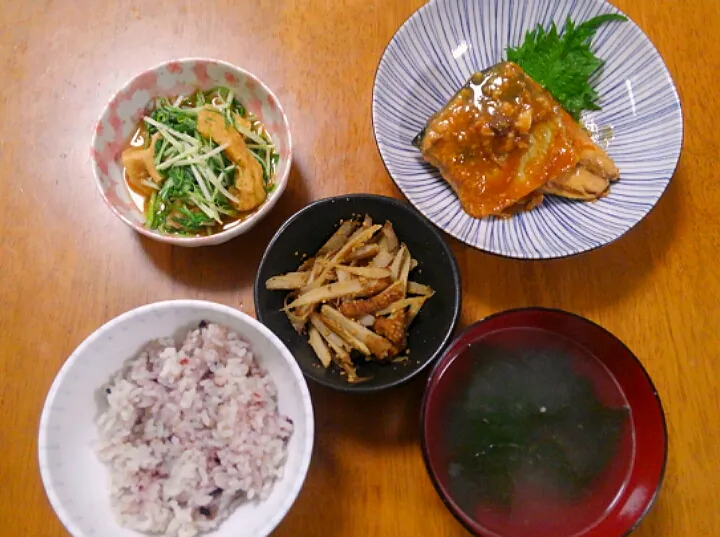 ２月２１日　鯖の味噌煮　水菜と油揚げのお浸し　さっぱりごぼう　わかめスープ|いもこ。さん