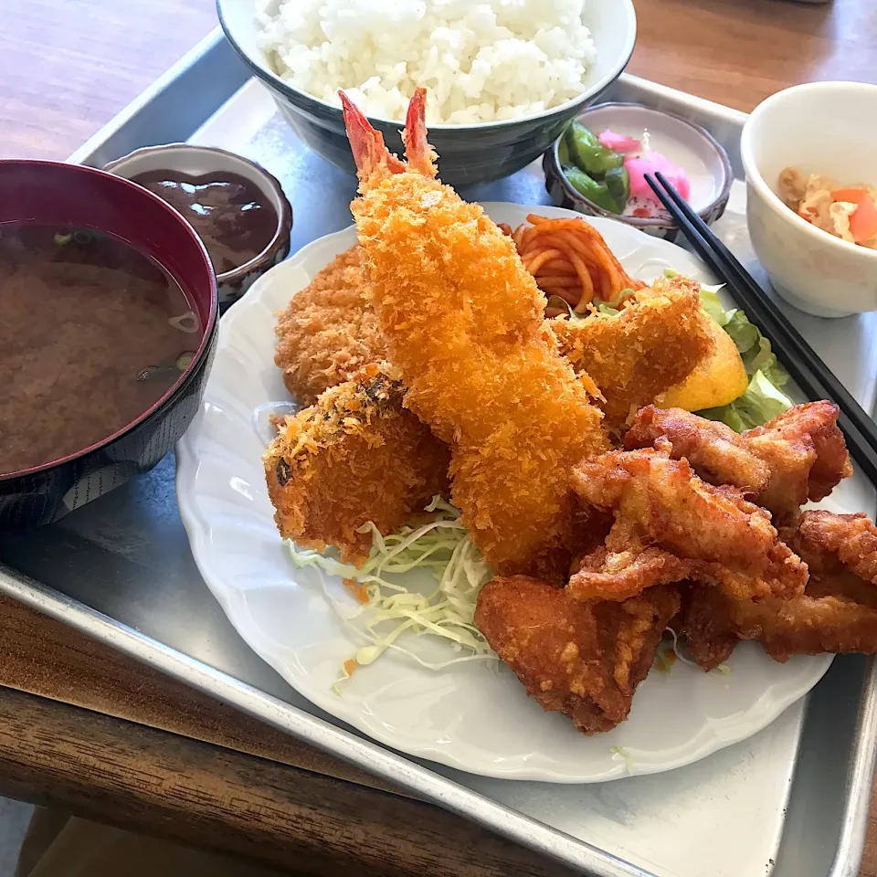 ミックスフライ定食@板橋食堂|麻紀子さん