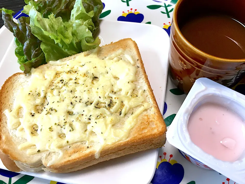 今日の朝ごパン🥪|ようか✩.*˚さん