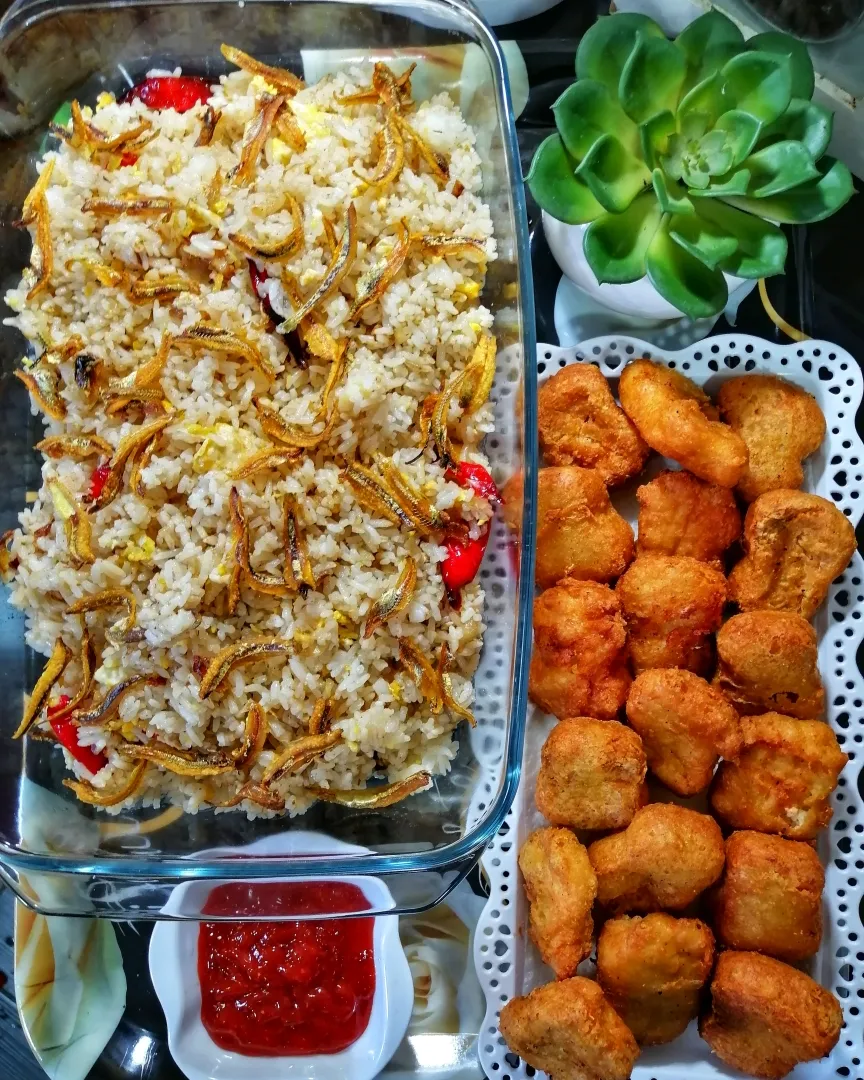 Fried rice & tempura nuggets|azirasamsuddin771008055774さん