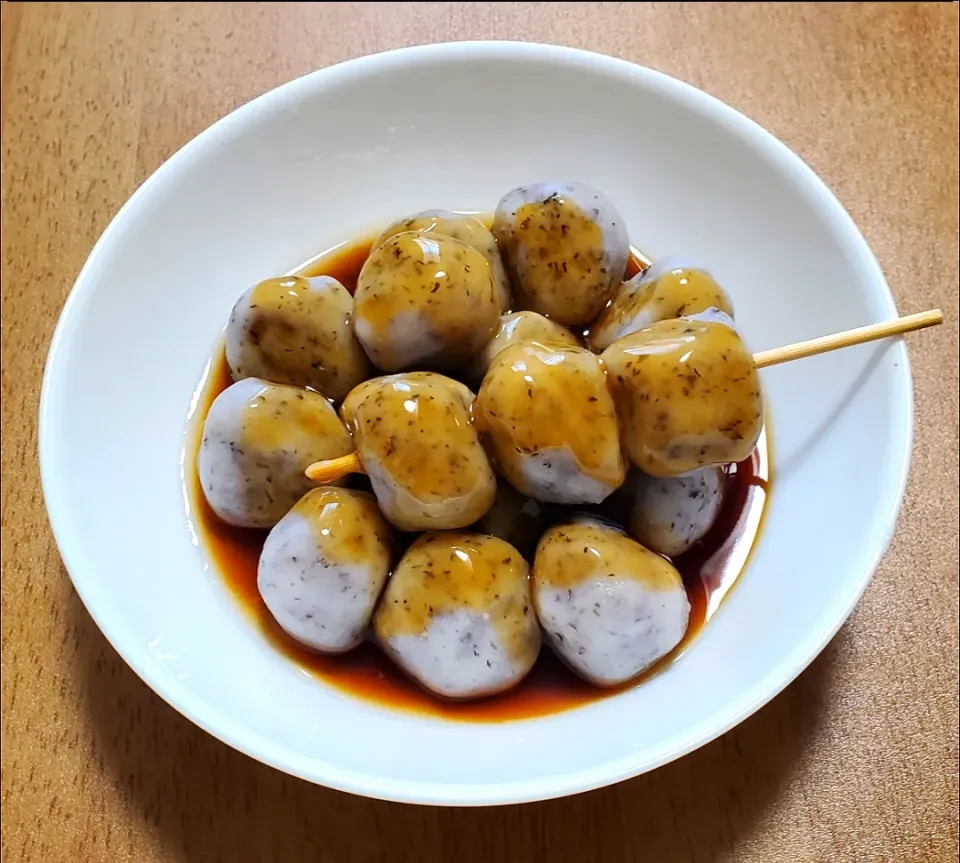 花より団子🍡
ゆかり団子のおしょうゆみたらし|ナナさん