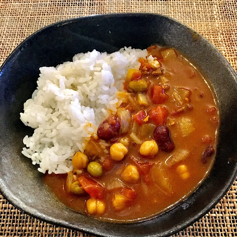 トマトたっぷり豆カレー|Saoriさん