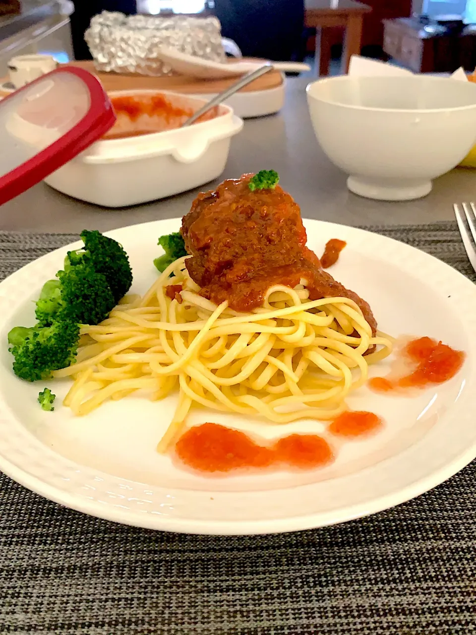 Spaghetti with chicken meatballs Sambal en Brocoli|rumaatさん