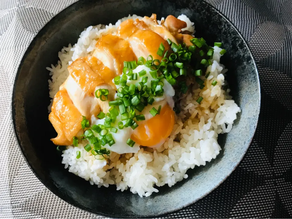 「鶏照り丼」♪|バシュランさん