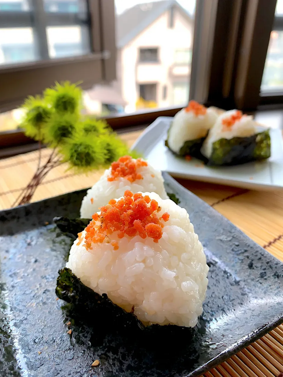 Snapdishの料理写真:塩おにぎり🍙美味しい！|ビーグルさん