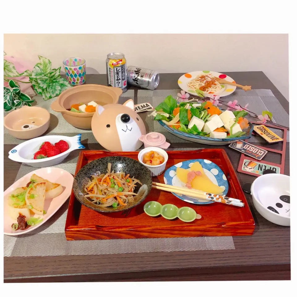 Snapdishの料理写真:おうちごはん / 湯豆腐定食|ぷらっとさん