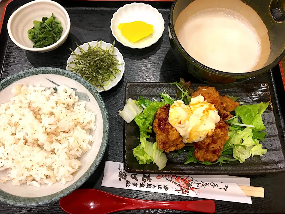 麦とろ/チキン南蛮定食|(*^^*)さん