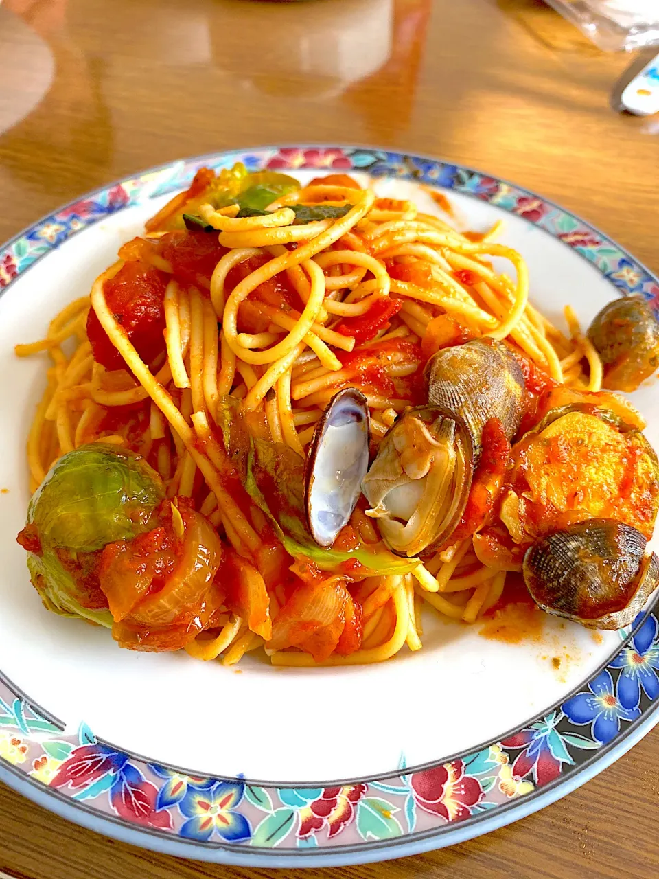 アサリのトマトソースパスタ|tomoさん