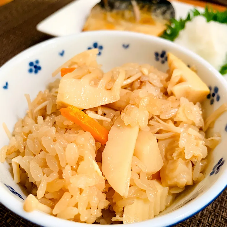 炊き込みご飯🍚筍|いちごさん