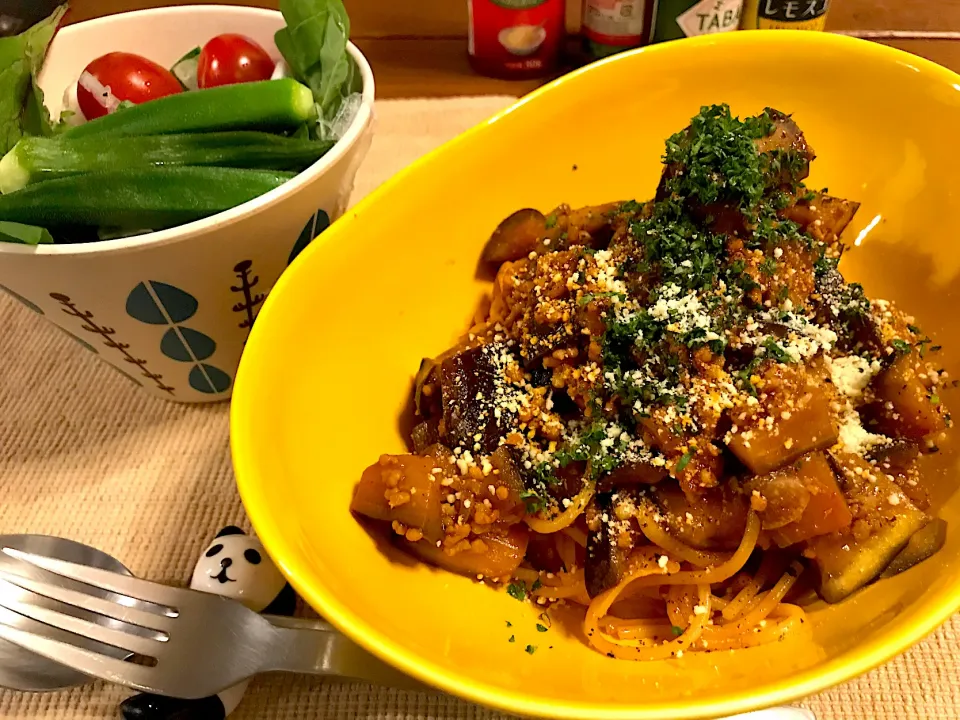 茄子と挽肉のボロネーゼ風パスタ|Hiropanさん