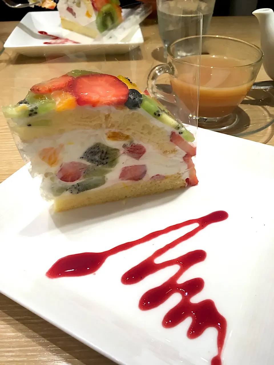 ducky duckのフルーツ沢山のズコット🍰|Miyukiさん