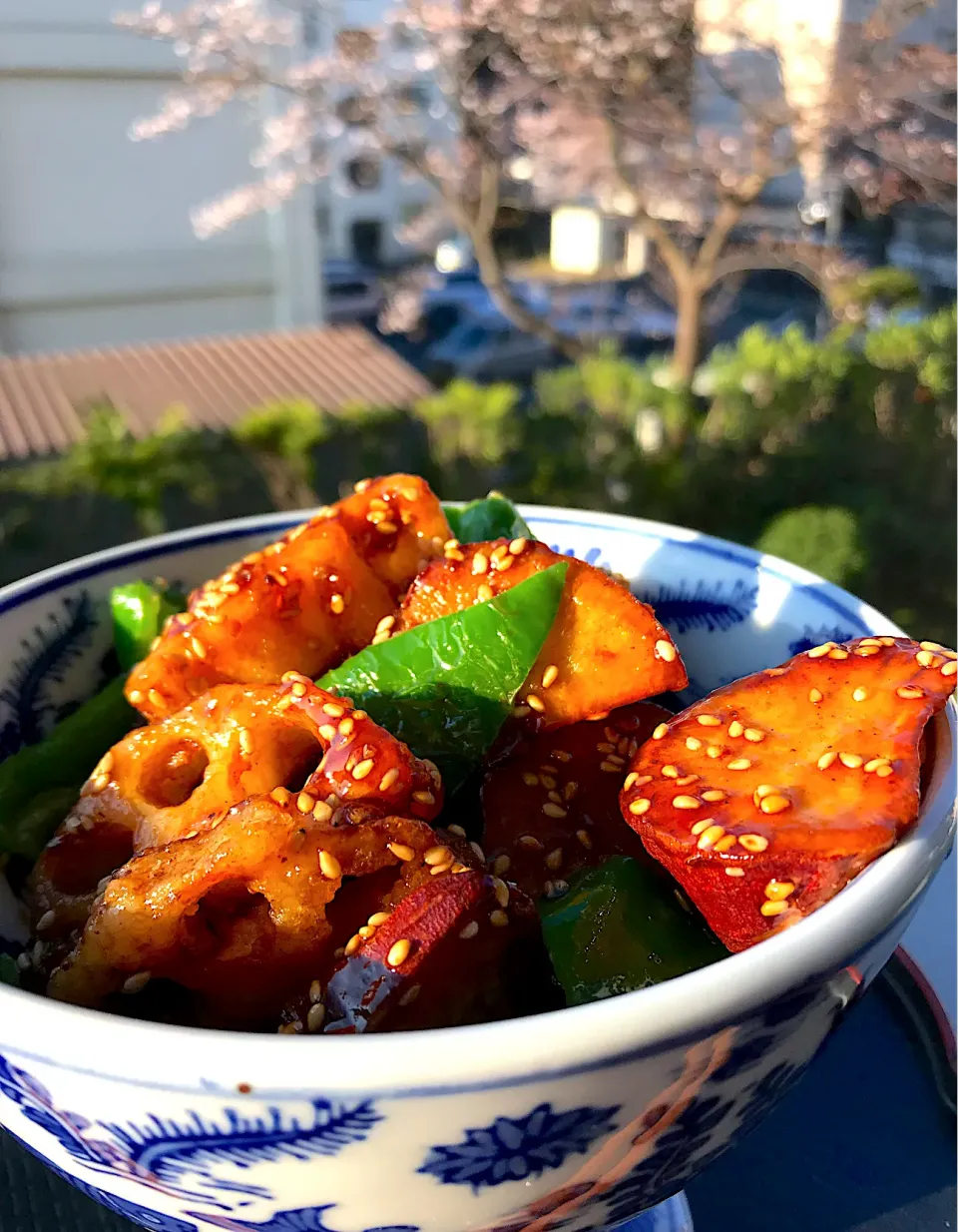 nainaiさんの料理 薩摩芋と蓮根のデパ地下風|シュトママさん