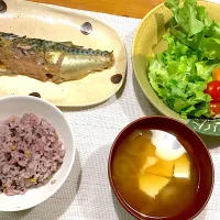 Snapdishの料理写真:鯖の味噌煮定食|マロン母ちゃんさん