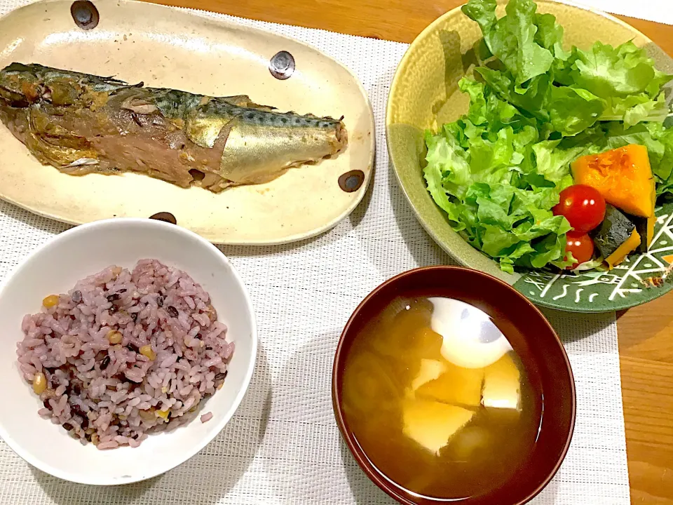 Snapdishの料理写真:鯖の味噌煮定食|マロン母ちゃんさん