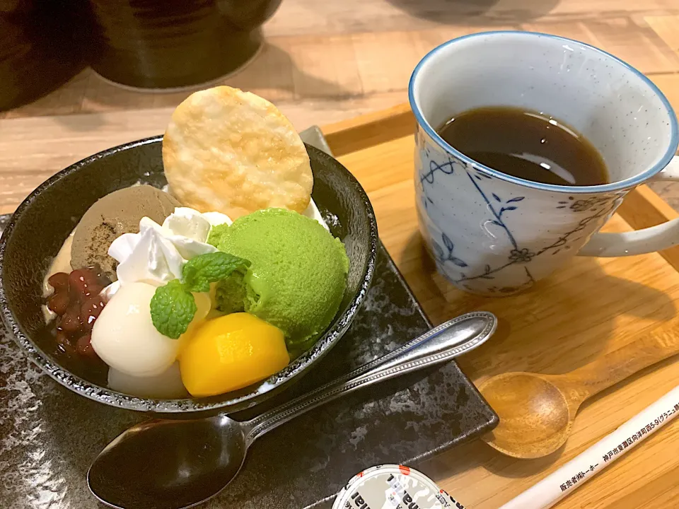 ほうじ茶と抹茶の和みパフェ|ぶりっとさん